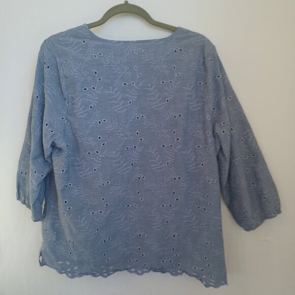 CJ Banks Top Blue Cotton Eyelet Lace Popover Womens 1X - Picture 9 of 13
